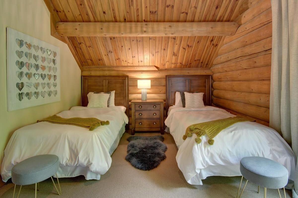 Chic Familiale, Relaxant Avec Spa En Montagnes Labelle Exteriér fotografie